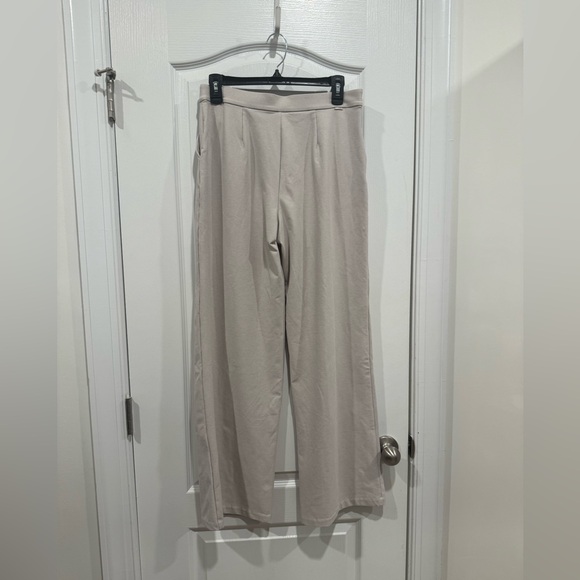 Vuori Elevation Trouser - Picture 4 of 6